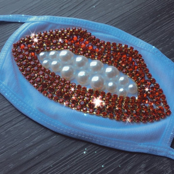 Surreal Crystal And Pearl Lip Mask