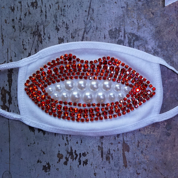 Surreal Crystal And Pearl Lip Mask